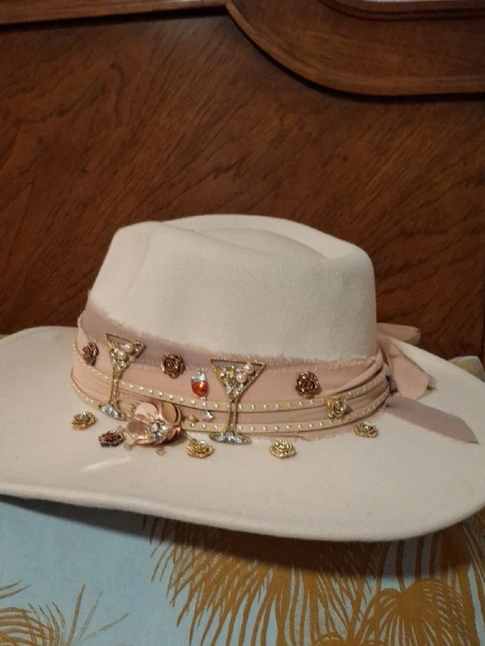 CUSTOM WINE CHARM HAT. Cream Women's Felt Wide-Brim Hat with Pink Band
